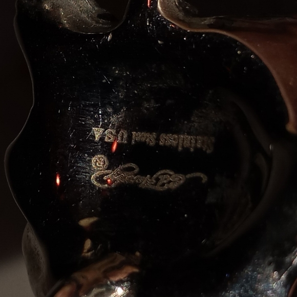 Ed Hardy Rose Pendant - Picture 3 of 7